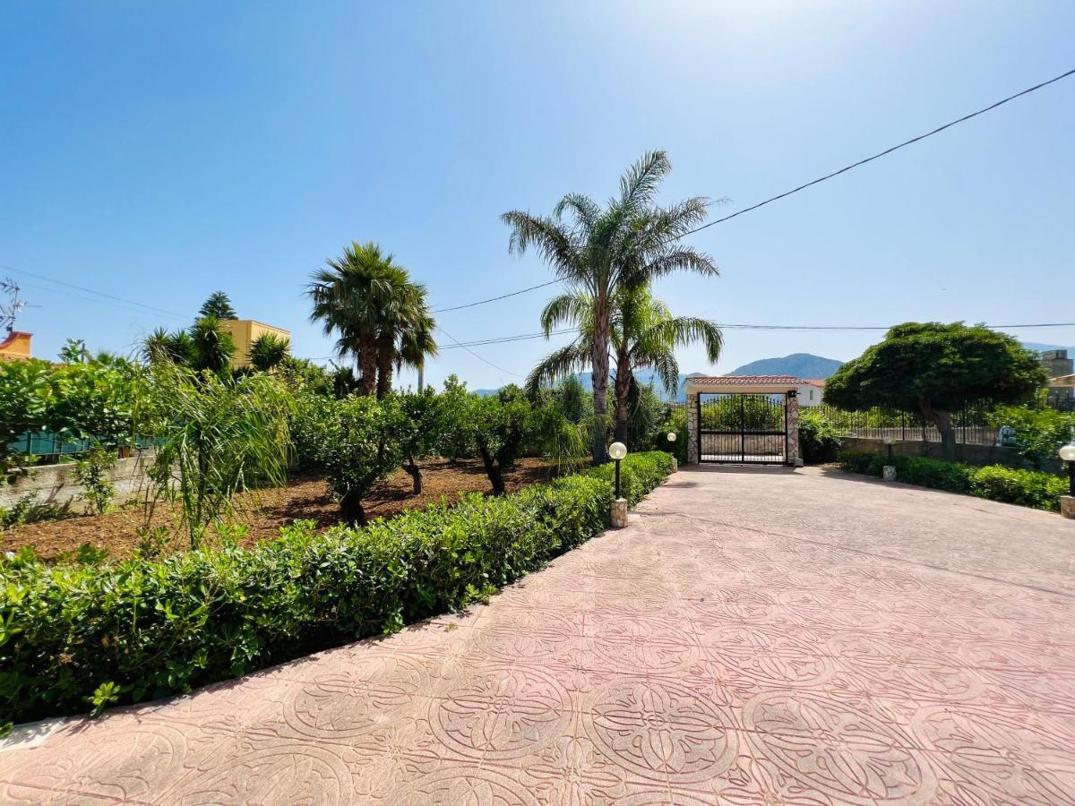 Villa Genova Carini Bagian luar foto